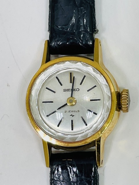 UWA(6926） SEIKO セイコー レディース腕時計 18K 18金 手巻き シルバー文字盤 11-0280 21石
