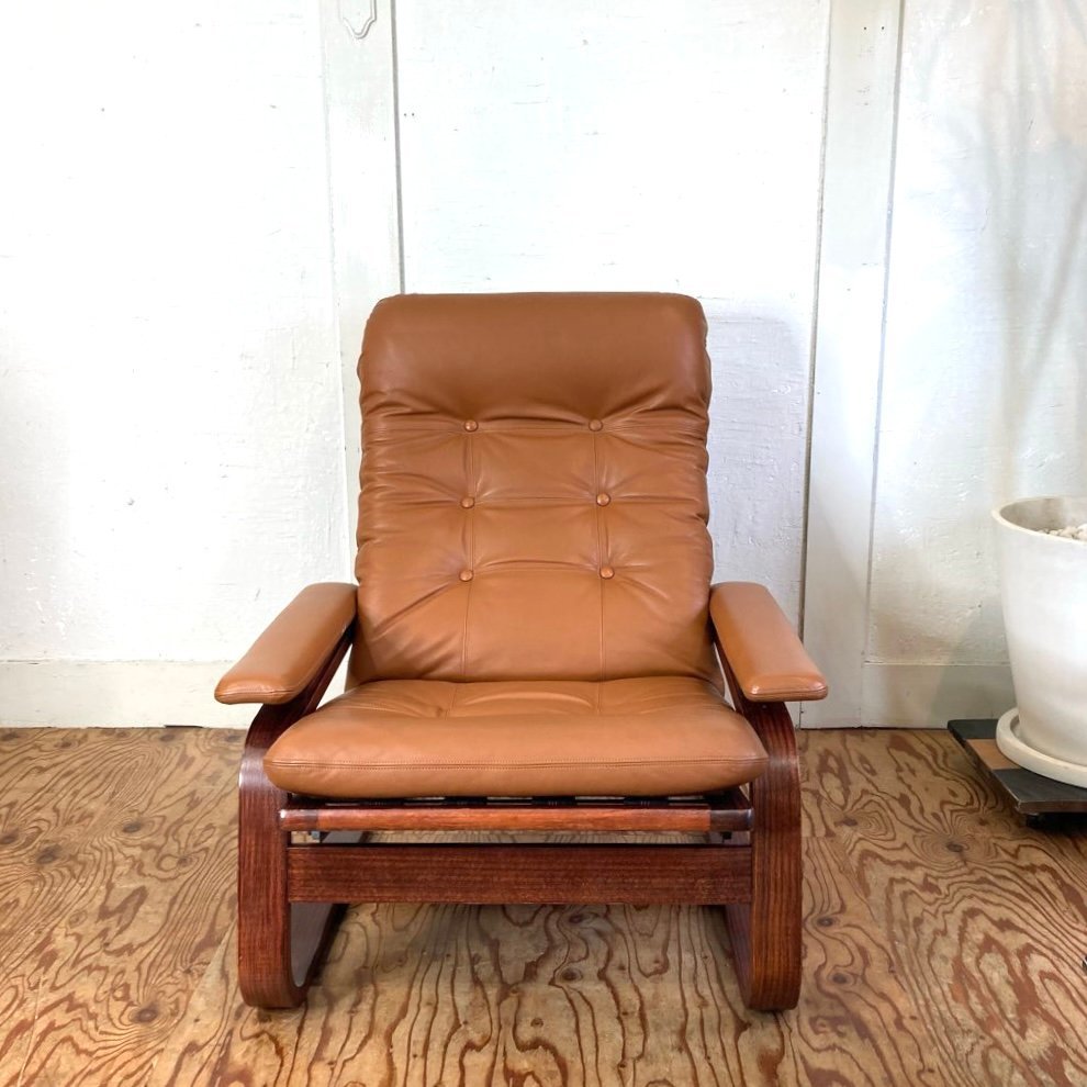 ラウンジソファ　フジファニチアFUJI FURNITURE 合皮　レトロ　1脚 冨士ファニチア FUJI FANITURE 本革 リクライニングソファ ローズ