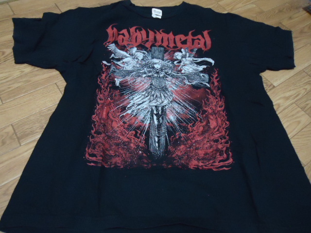 中古品 BABYMETALLEGEND D SU-METAL聖誕祭記念 TシャツM 初代
