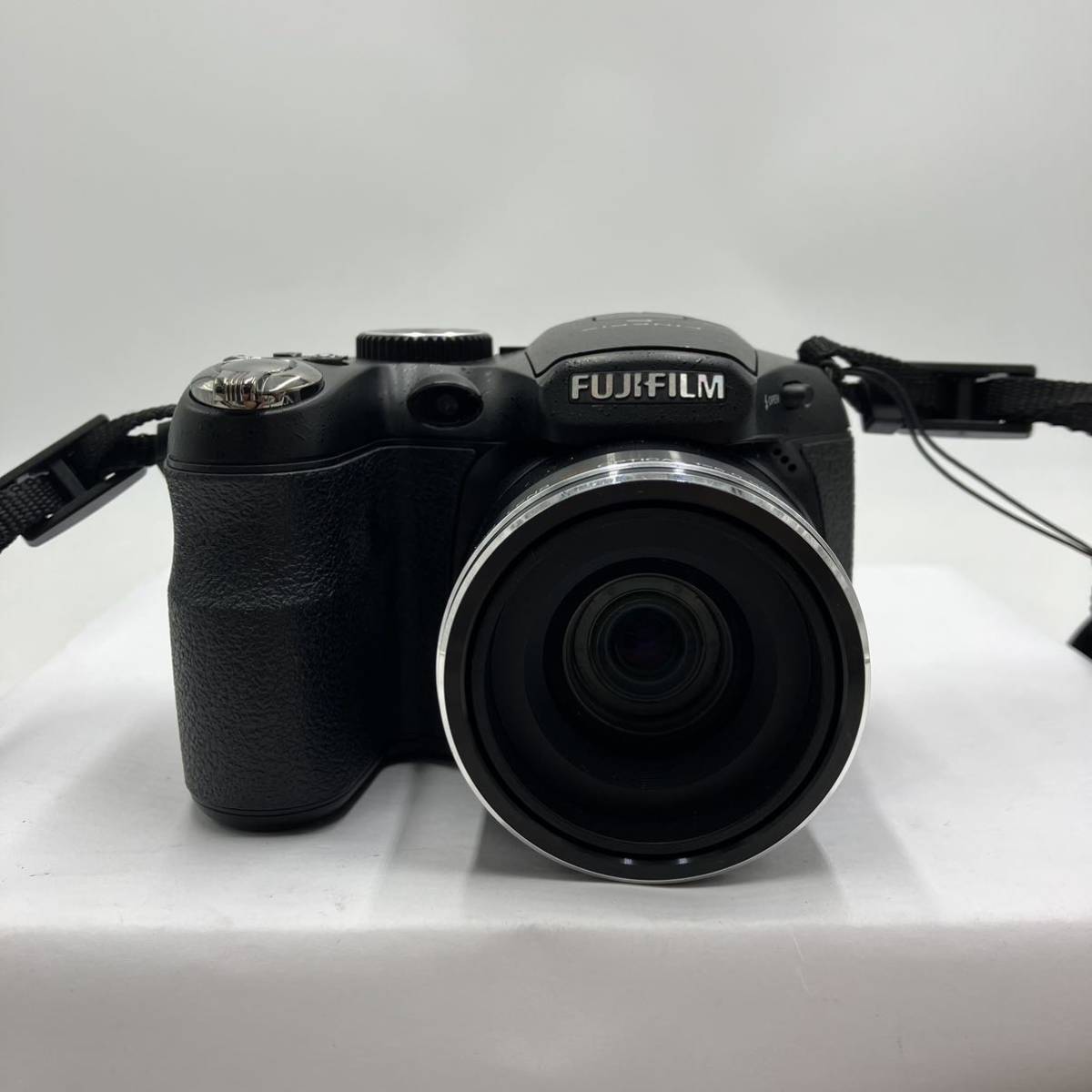 ☆【売り切り】FUJIFILM富士フィルムFINEPIX S2500HD デジタルカメラ 