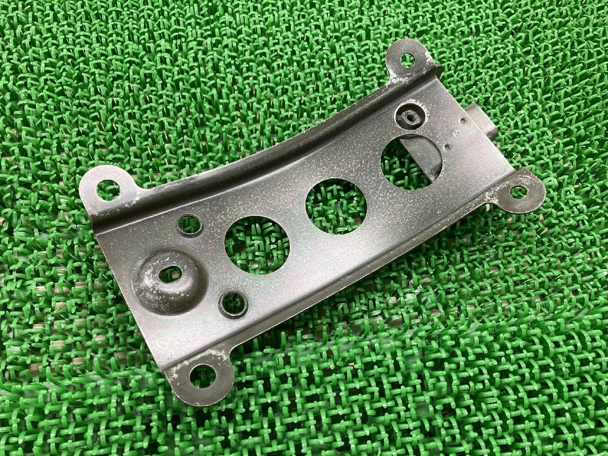 エストレア　エストレヤ純正シートロック エストレヤ タンデムシートステー カワサキ 純正 中古 バイク 部品