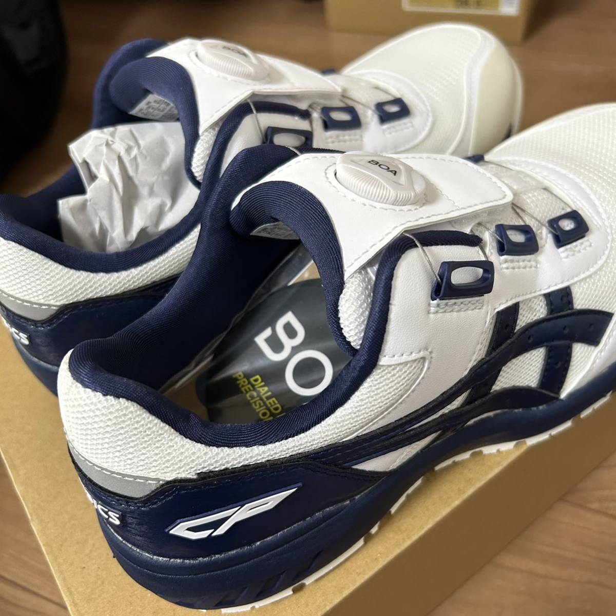 送料込☆アシックス 安全靴 ウィンジョブ CP209 BOA 26.5cm ホワイト 
