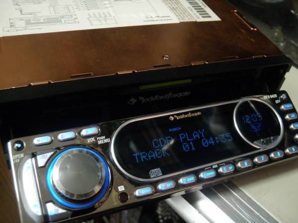 ロックフォード Rockford Fosgate RFX8210 iDIN CDデッキ(CD 