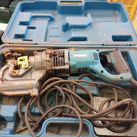 【ジャンク品】★Ogura　オグラ　N208W　電動油圧パンチャー