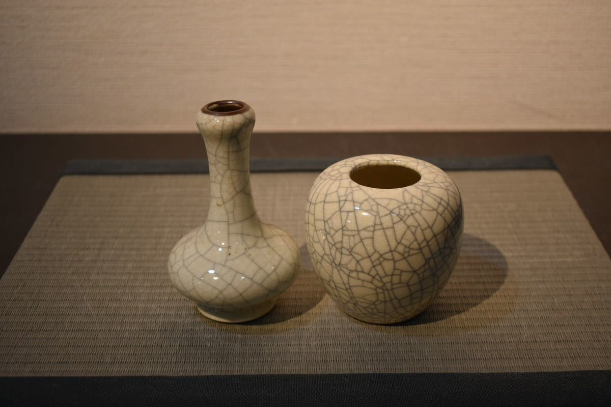 GE】Z1366【コレクター所蔵品】時代 哥窯瓶・小壷 /朝鮮美術 中国古玩 古