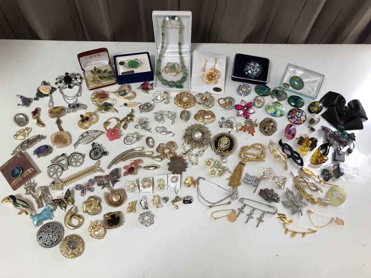 フランス ヴィンテージ 金バリ 花型ライトストーン ネックレス 長期 