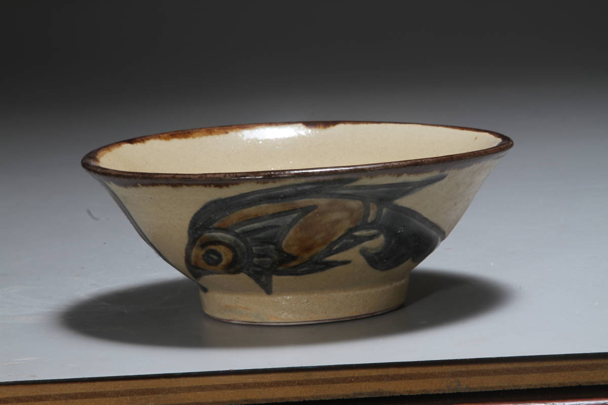 新品 人間国宝 金城次郎窯元商品 非常に貴重な新品 倉庫開放処分価格 まかい茶碗 大きいサイズ　1組 沖縄 琉球 送料無料 壺屋焼