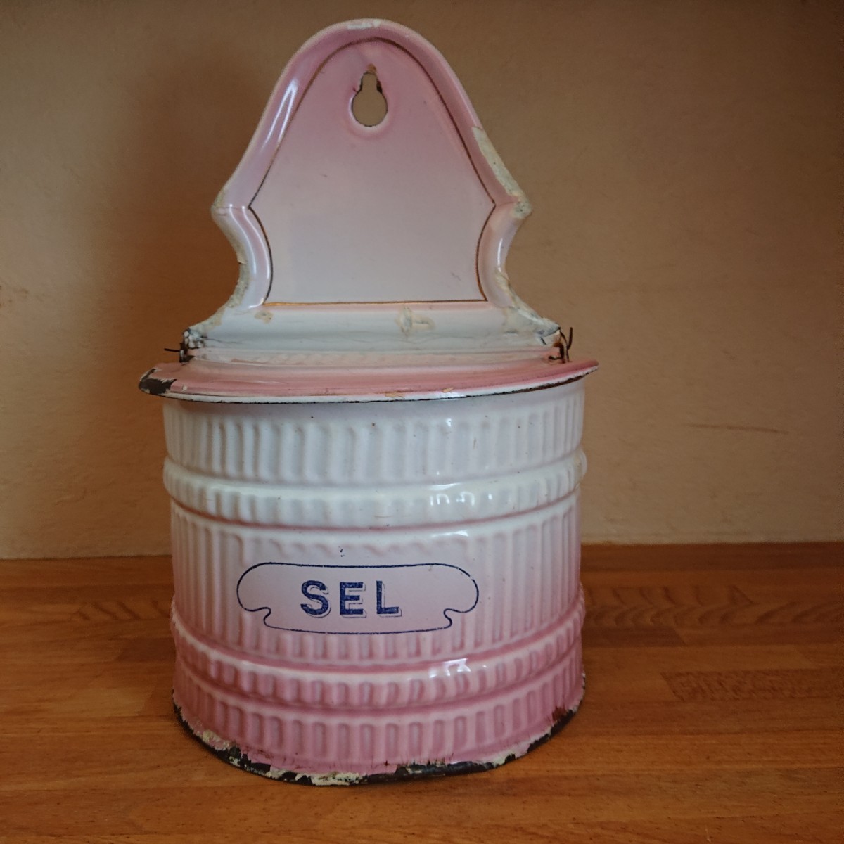 アンティーク ＢＢ社 ホーロー セル缶 SEL缶 ピンク グラデーション フランス