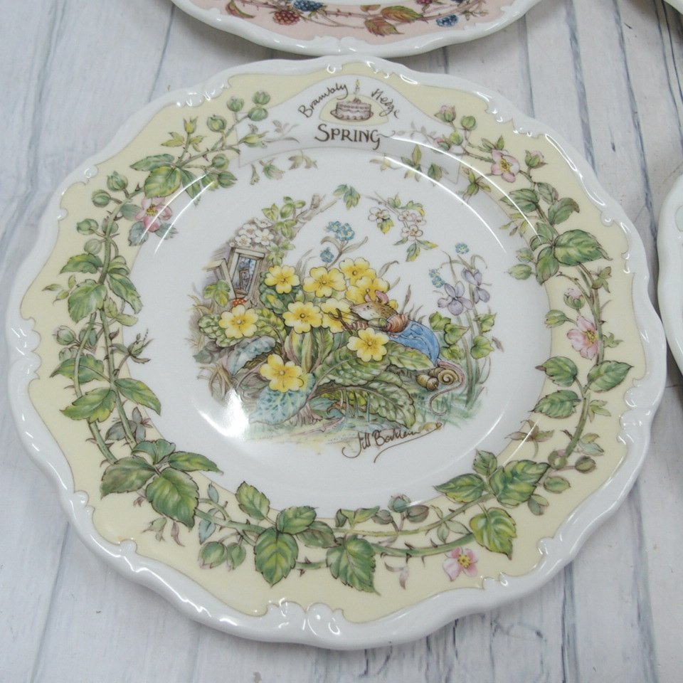 m002 B4【27 ROYAL DOULTON ロイヤルドルトン ブランベリーヘッジ 