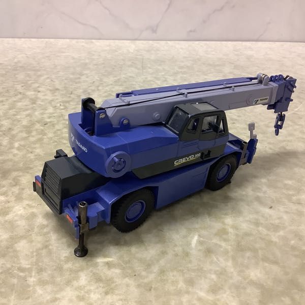 1円〜 1/45 TADANO CREVO 300 ラフテレーンクレーン