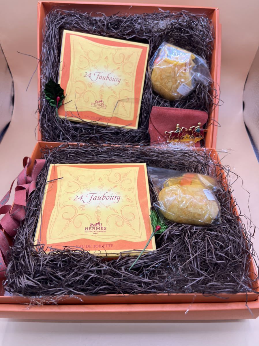 HERMES エルメス バスソルト オードトワレ 24Faubourg ヴァンキャトル フォーブル おまとめ セット ノベルティ付 ブローチ バッジ