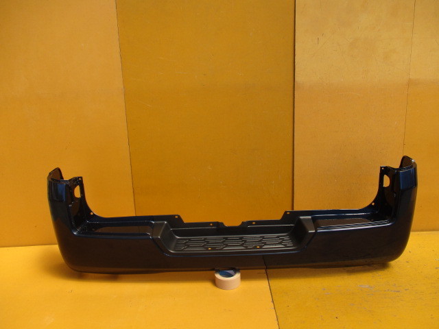 キャラバン（E26）NV350用!純正リヤバンパー ダークブルー(BW5) 85022 3XA0A