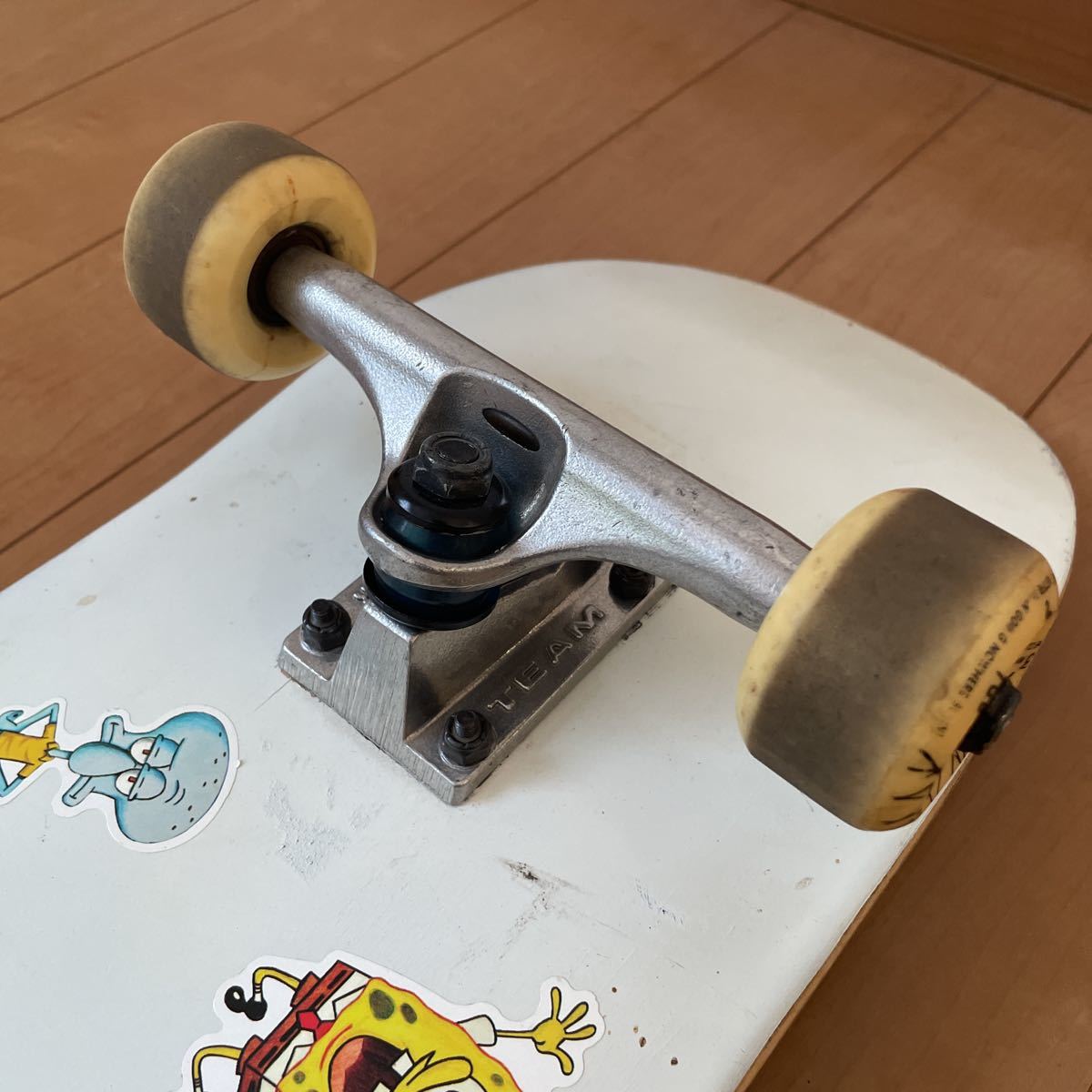 SALE，大人気】 スケートボード スケボー コンプリート サンダー Thunder
