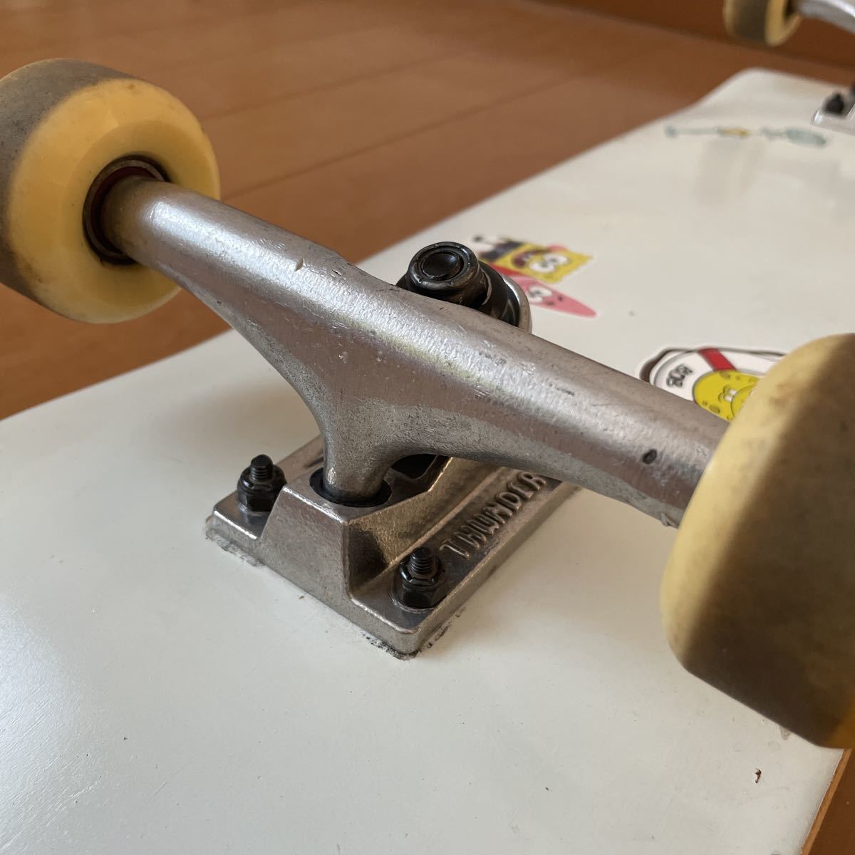 SALE，大人気】 スケートボード スケボー コンプリート サンダー Thunder