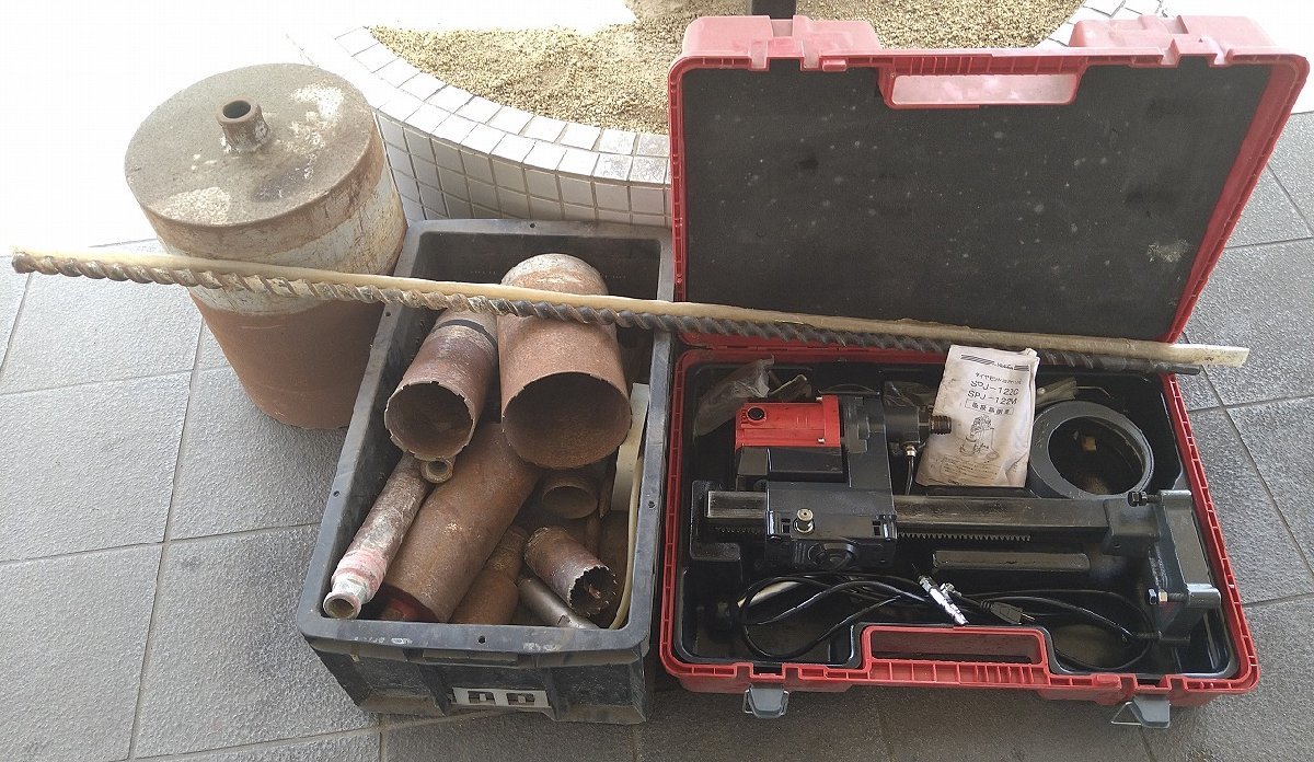 ＄【 コンセック(ハッケン)製 ダイヤモンドコアドリル SPJ-122C 大量コアビット付属 ドリル 電動工具 】KH9401