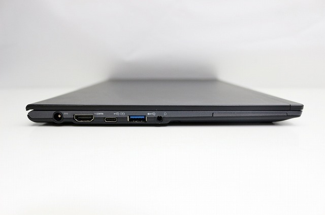 軽量 約799g 大容量SSD512GB メモリ12GB 第7世代 Core i5 富士通