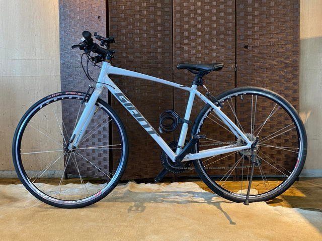 □GIANT ESCAPE RX ジャイアント エスケープRX Sサイズ 18速 白 シマノ