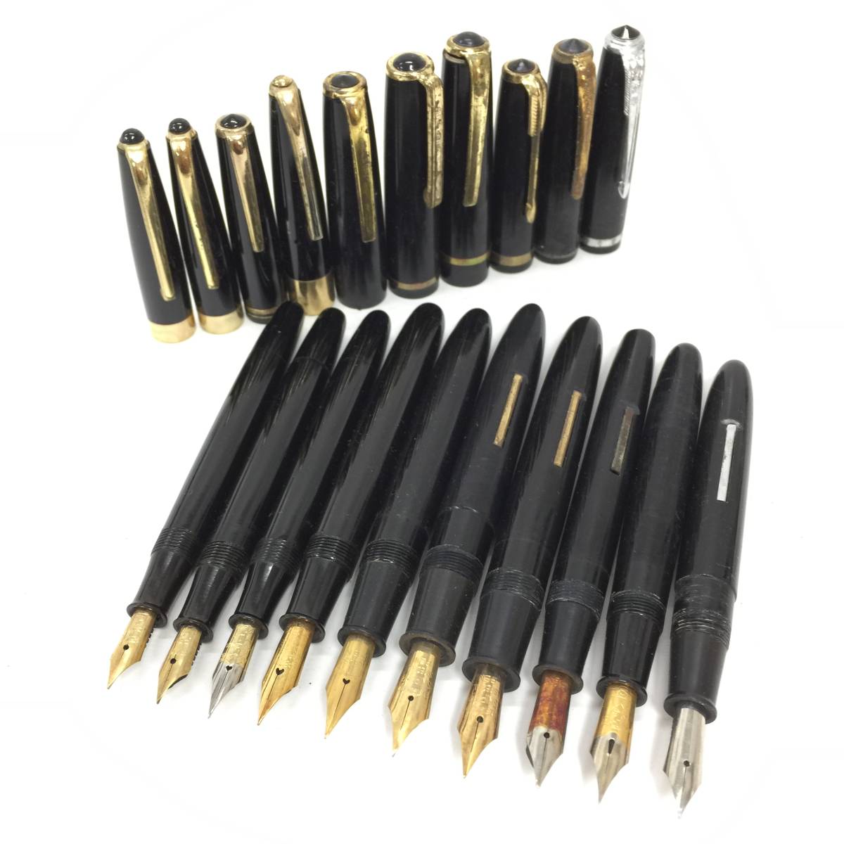 4929853 ジャンク品 WARRANTED / ワランテッド 万年筆 ゴールド プラン 