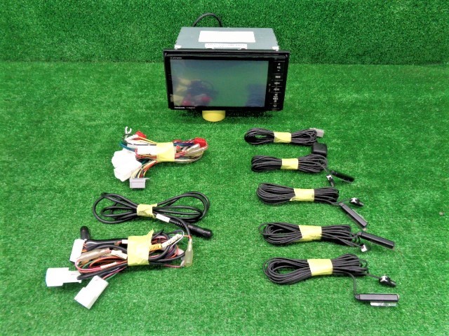 良品!! Panasonic パナソニック strada 音の匠 メモリー ナビ CN