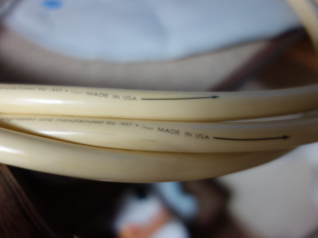 MIT社 超高純度7N銅線材+24kメッキプラグ(バナナ-バナナ)使用 「スピーカーケーブル」■3.0m■中古美品