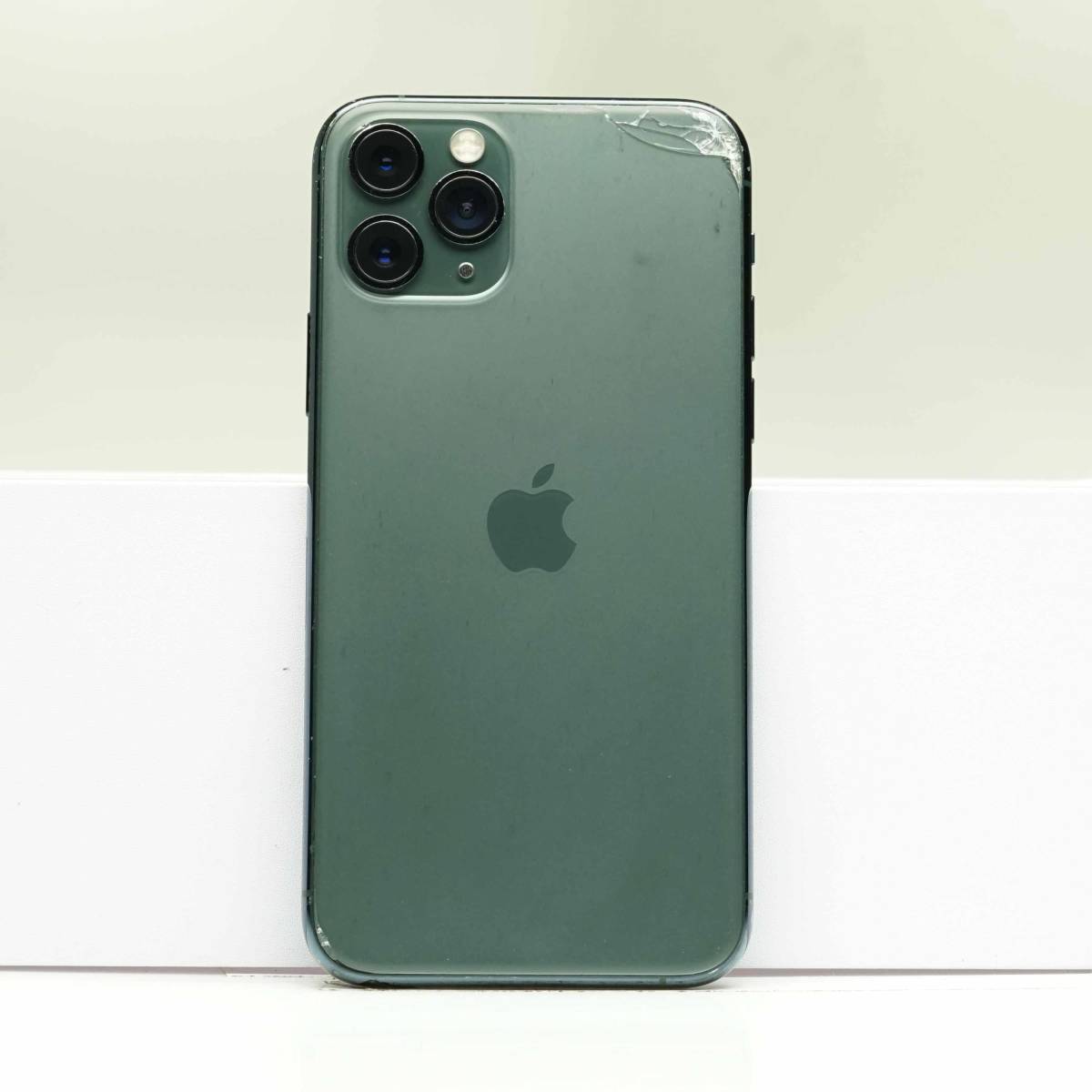  iPhone 11 Pro 256GB ミッドナイトグリーン MWCC2J/A SIMフリー 訳あり品 本体 白ロム(iPhone)｜売買されたオークション情報、yahooの商品情報をアーカイブ公開 - オークファン iPhone