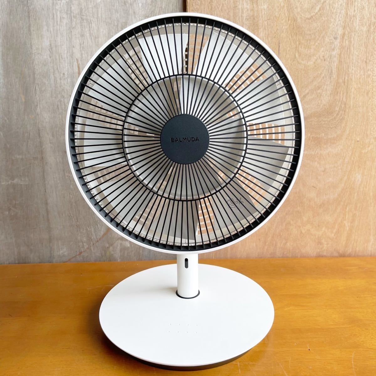 BALMUDA C-B100]バルミューダ The Cleaner C01A-WH C01A-BK 