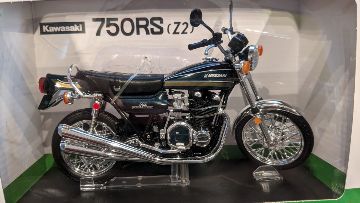 アオシマ 1/12 完成品 ダイキャスト KAWASAKI 750RS Z2 玉虫ブルー