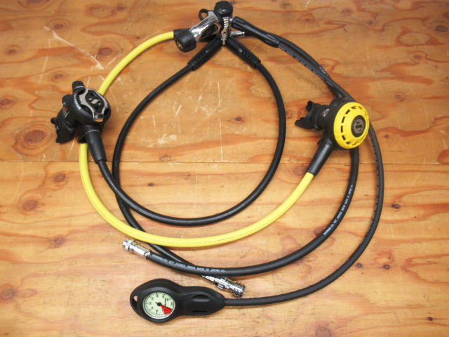 2022年購入 SCUBAPRO スキューバプロ レギュレーター MK25 EVO S620Ti オクトパス R195 ゲージ ダイビング 管理5J0709N-E1