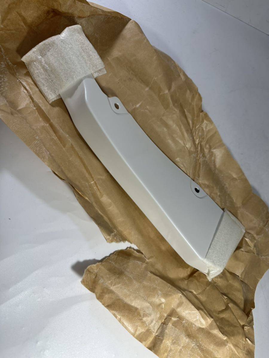 M 51-4-1新品　ハリアー　MXUA80 MXUA85 モデリスタ　左リアクオータ　サイドスカート　76908-MU810 D2611-63110