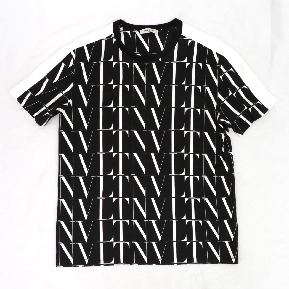 ヴァレンティノ柄Tシャツ ヴァレンティノ Tシャツ VALENTINO