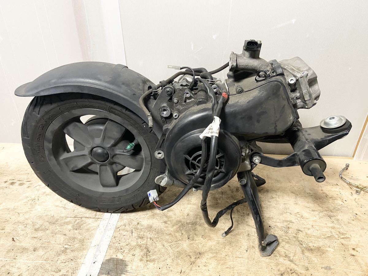 ベスパ LX125 実動エンジン リア ホイール セルモーター スタンド 電装