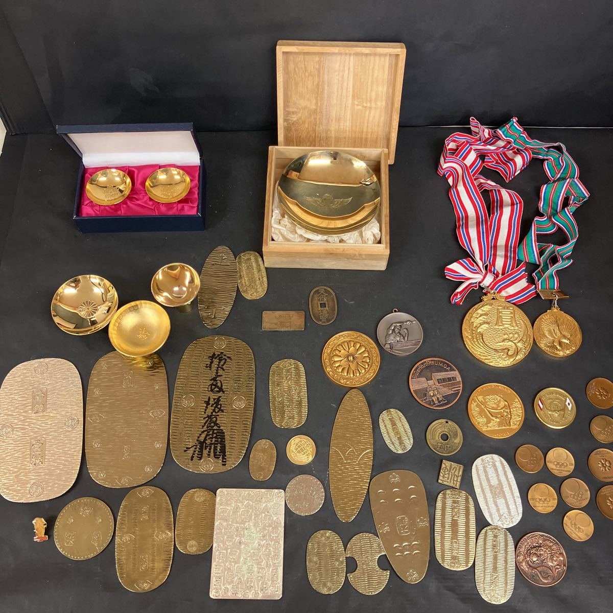 Z0833 蔵出し品 EXPO 東京五輪1964 靖国神社 天保通宝 等 24KGP メッキ