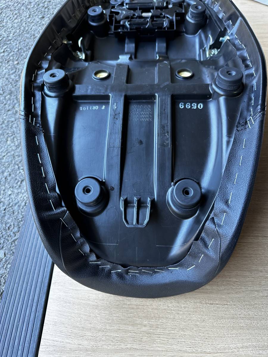 z900rs/z900rs cafe 純正ローシート 別注加工 エアメッシュ z900rs/z900rs cafe 純正ローシート 別注加工 エアメッシュ 【公式通販】