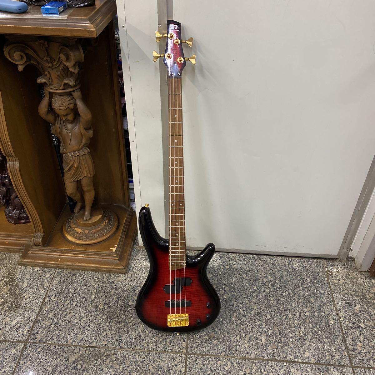 SDGR Ibanez アイバニーズ エレキベース アクティブベース SR300