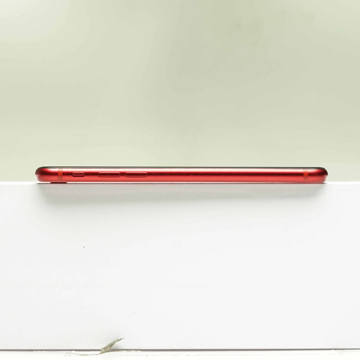 iPhone SE (第 2 世代) 128GB (PRODUCT)RED MXD22J/A SIMフリー 訳あり