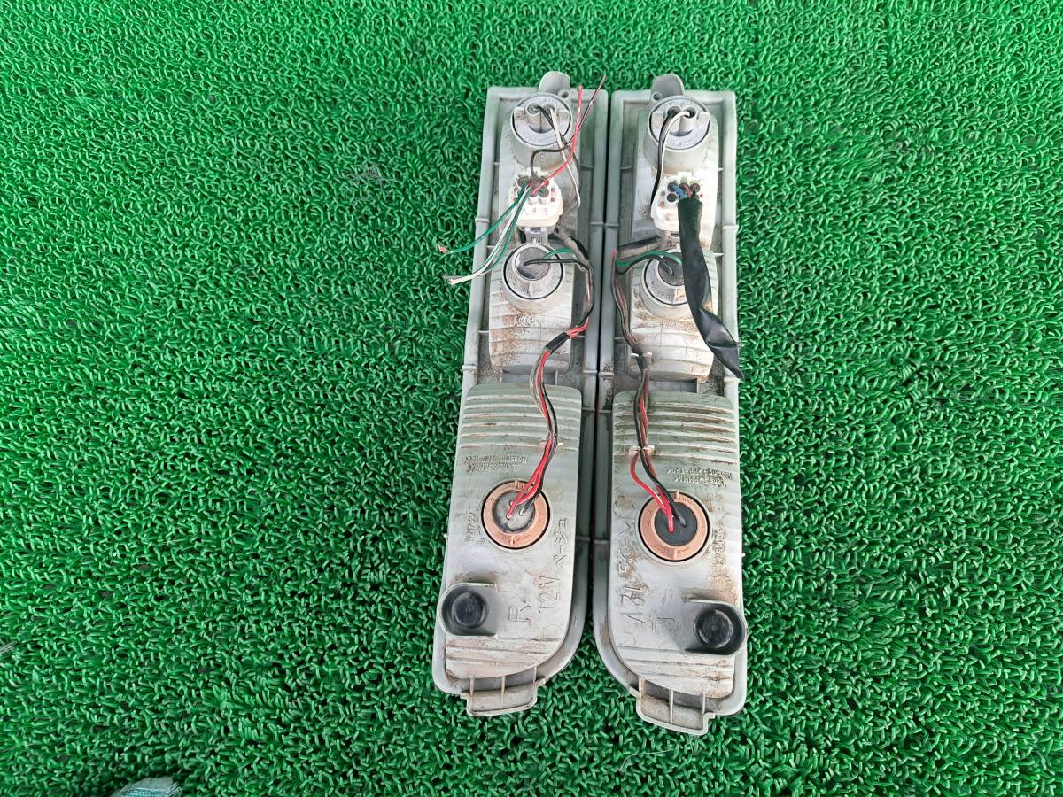 ダイハツ ハイゼットカーゴ S320V S330V S321V S331V テールランプ