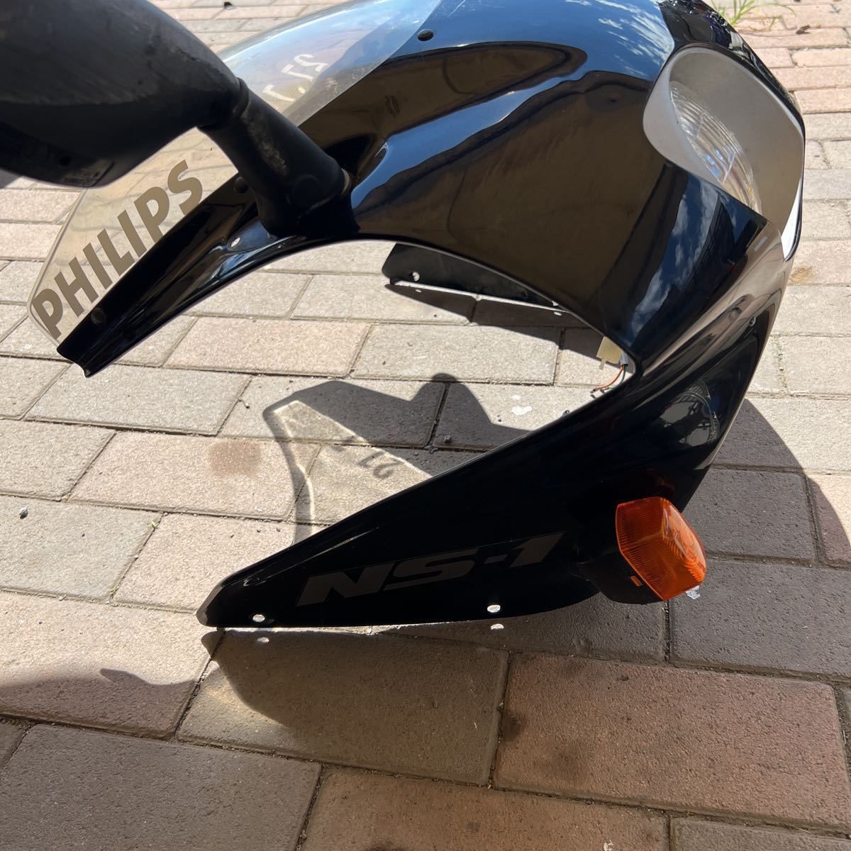 NS-1 アッパーカウル社外品 ヘッドライトウインカー