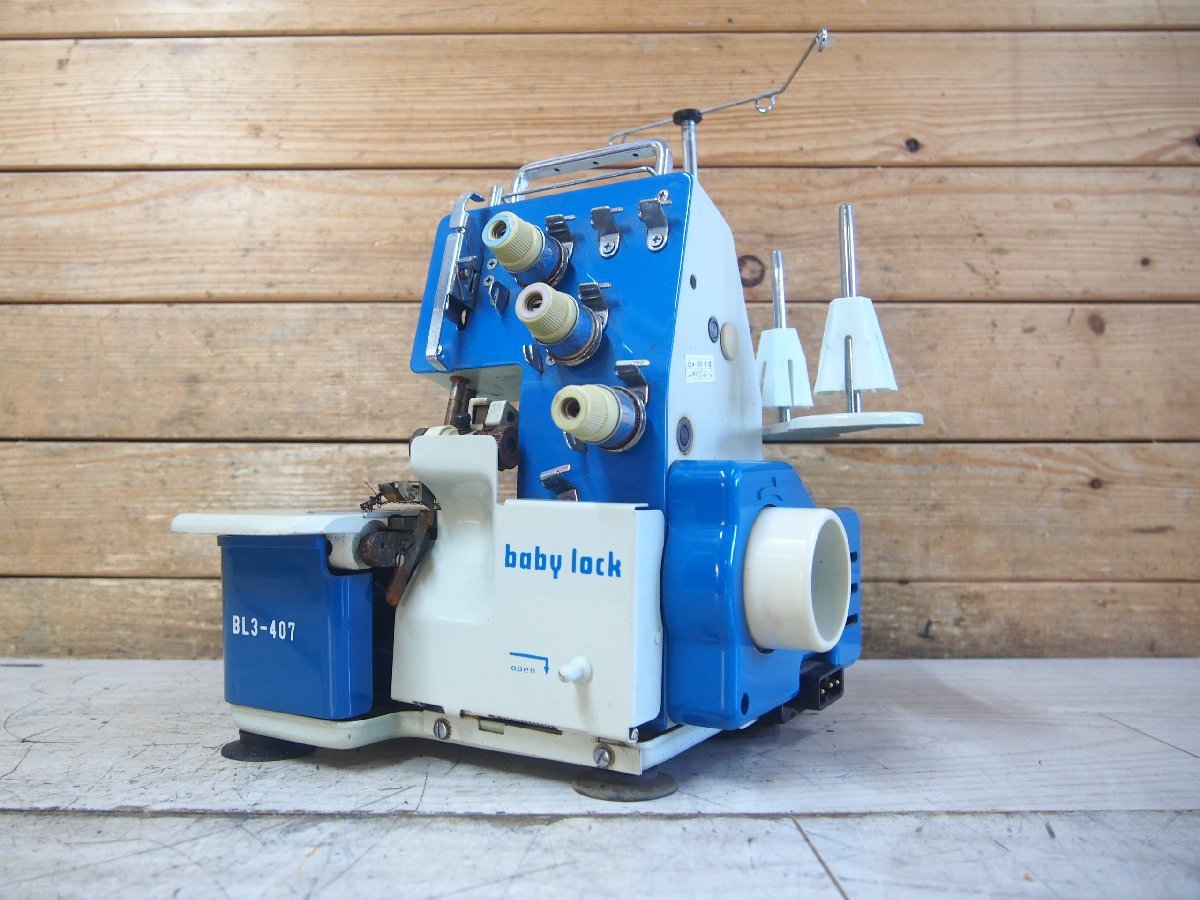☆【2W0720-6】 JUKI ジューキ ロックミシン BL3-407 baby lock ベビーロック 本体のみ ジャンク