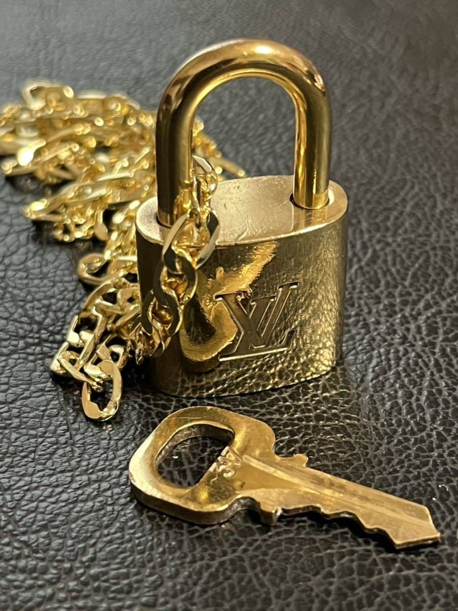 ルイヴィトン　パドロック　カデナ　南京錠　鍵　317 鍵1本付　4mm幅喜平ネックレス付
