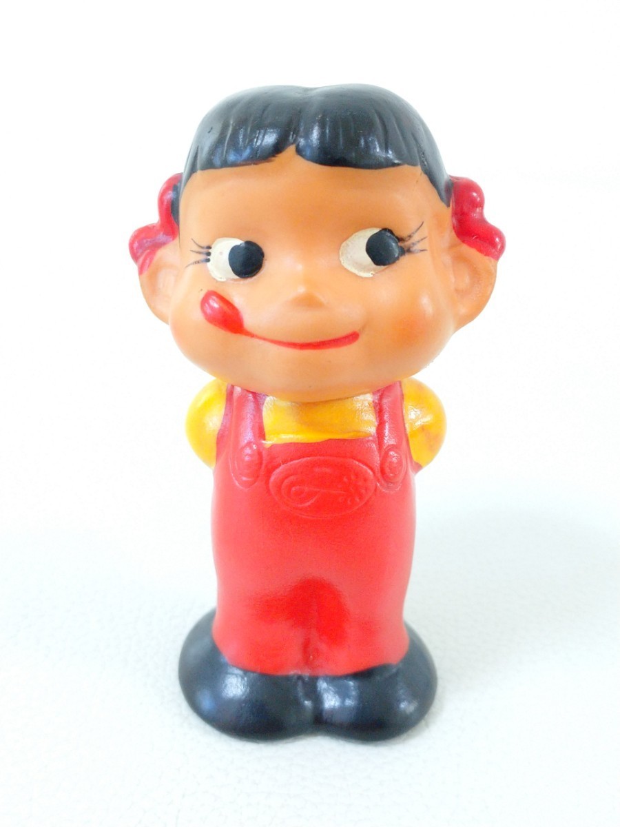 非売品 不二家 古いペコちゃん 磁石付きソフビ人形 マグネット 昭和