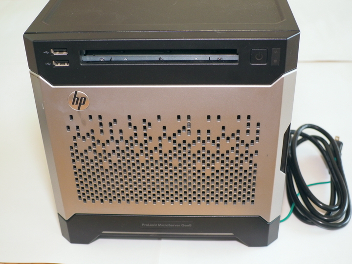 値下げ】HP製 ProLiant MicroServer GEN8 キューブ型サーバー【管理
