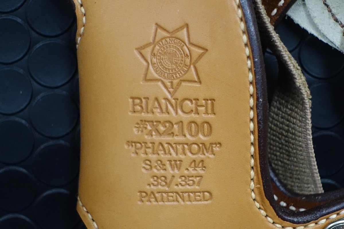 BIANCHI／ビアンキ X2100 PHANTOM 38/357 ショルダーホルスター