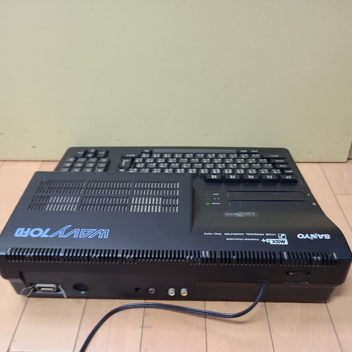 ◇◇ SANYO PHC-70FD パーソナルコンピューター◇WAVY70FD MSX2+ 通電