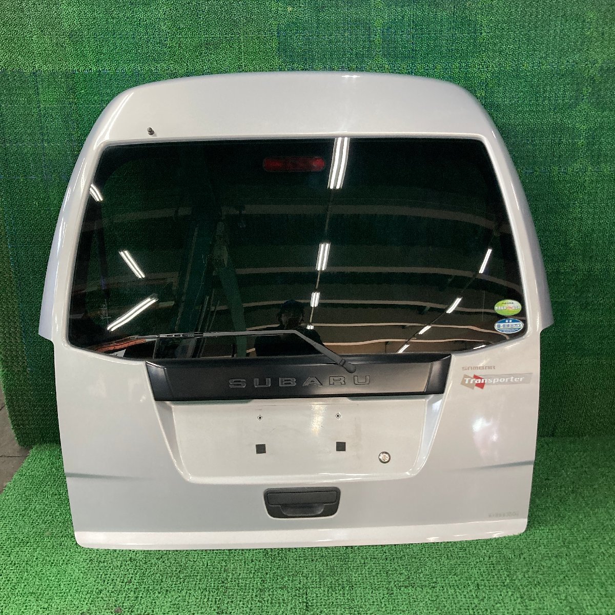 ♪♪サンバー トランスポーター TV1 バックドア リアゲート M31Q8 プライバシー カラー 210 シルバー系(W5595)♪♪ パーツ 自動車、オートバイ