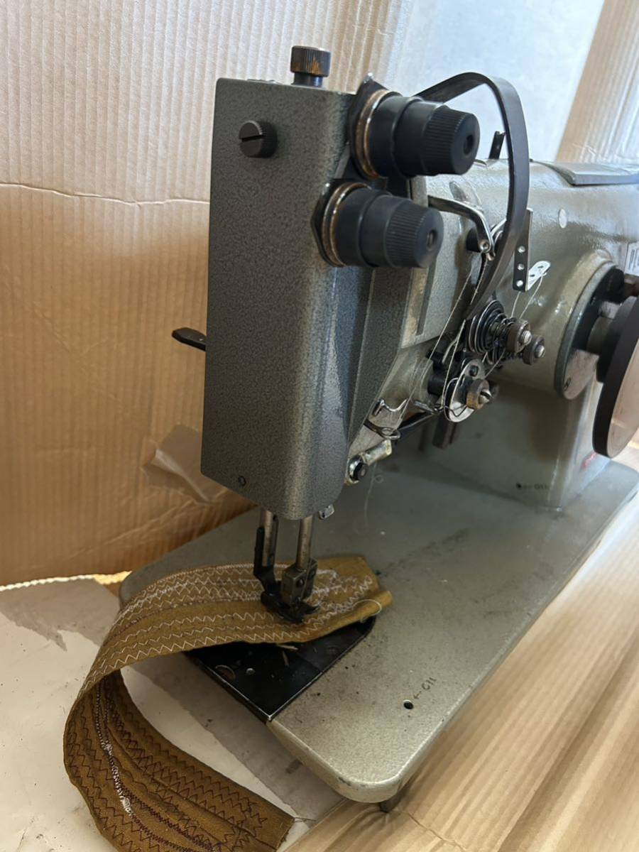 ジャンク(動作未確認) PEGASUS ペガサス W600 W664-01CB 工業用ミシン