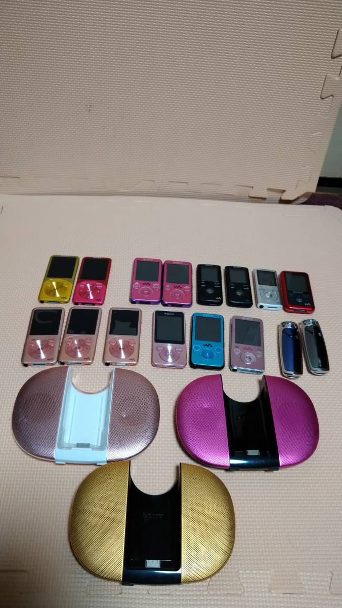 SONY オーディオプレーヤー　WALKMAMジャンク16個スピーカー3個セット
