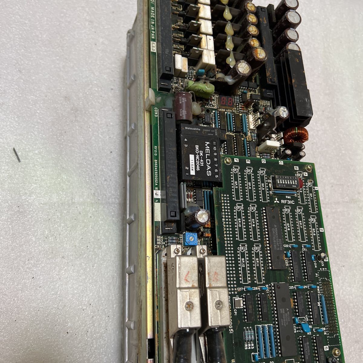 三菱 MR-S1-200-E01 サーボドライブ MRS1200E01 動作保証 三菱 AC