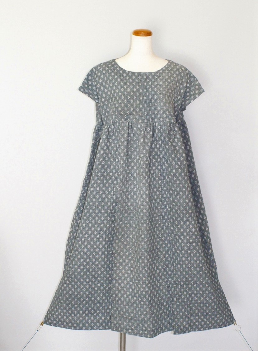 きものリメイク和モダン！和服大好き　しじら織　モスグリーンのゆるふわワンピース