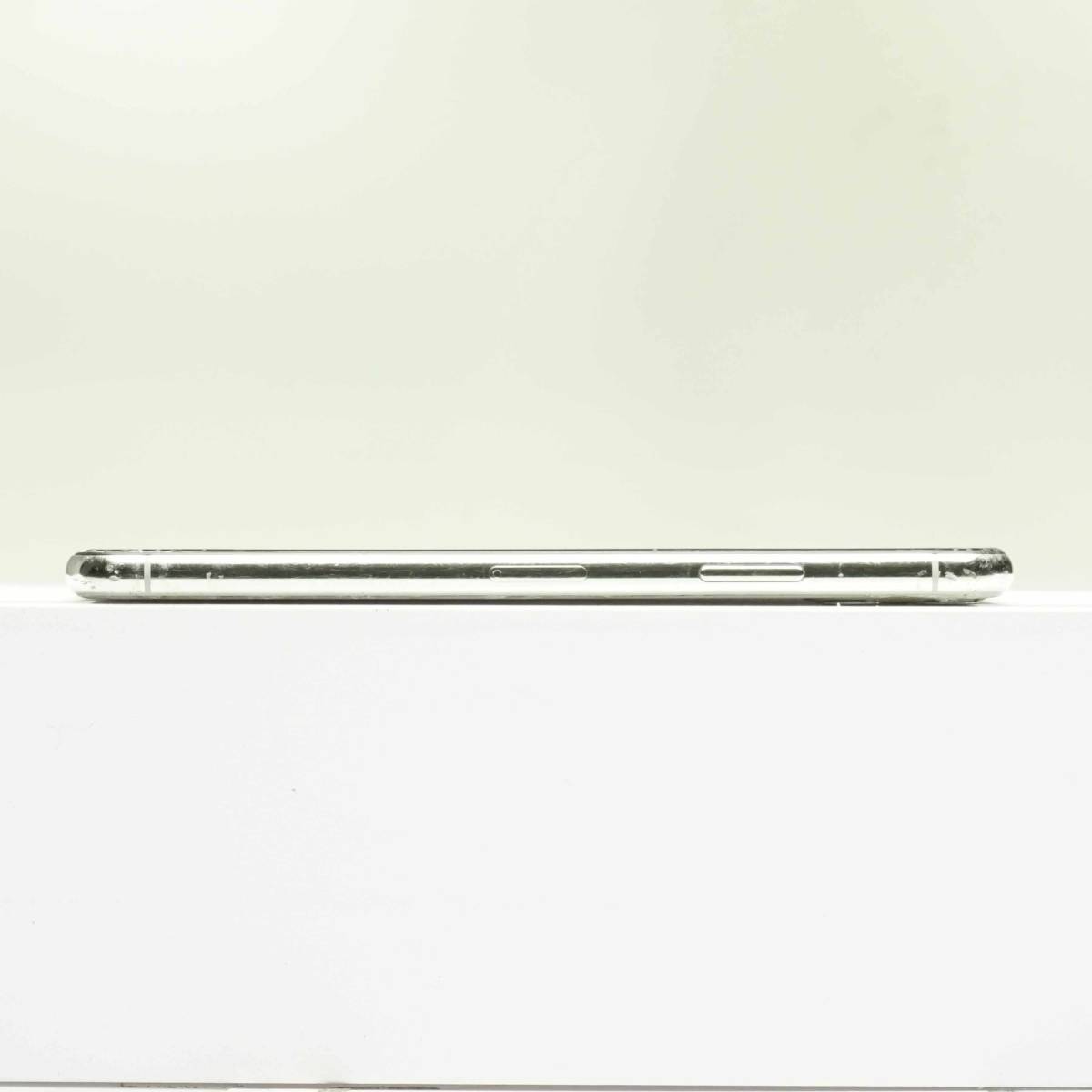 iPhone 11 Pro Max 512GB シルバー MWHP2J/A SIMフリー 訳あり品 中古 