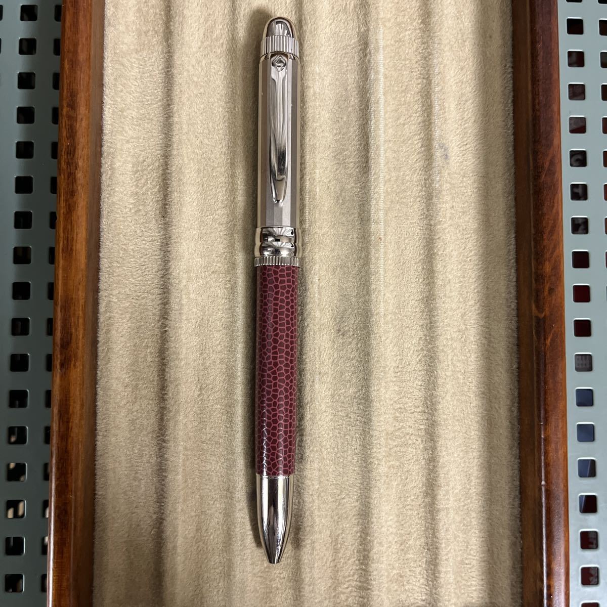 PENTEL ぺんてる 多機能ペン ランスロット8 ワインレッド ヨドバシ.com